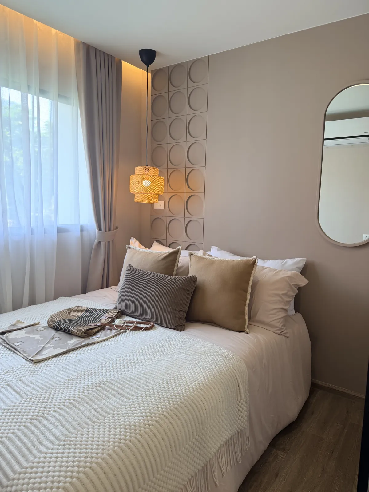 1 Bed Plus show unit