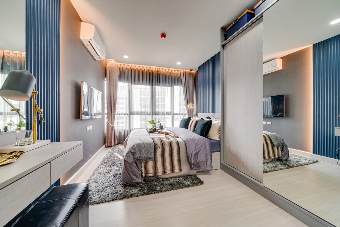 1+1 Room show unit