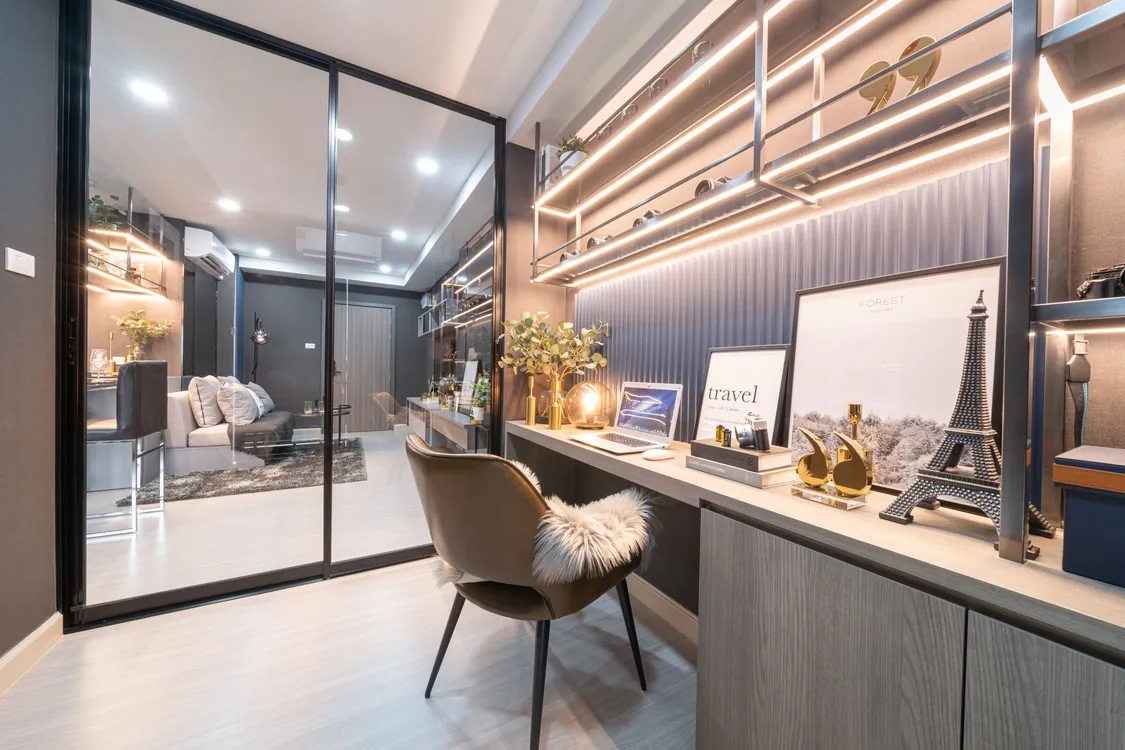 1+1 Room show unit