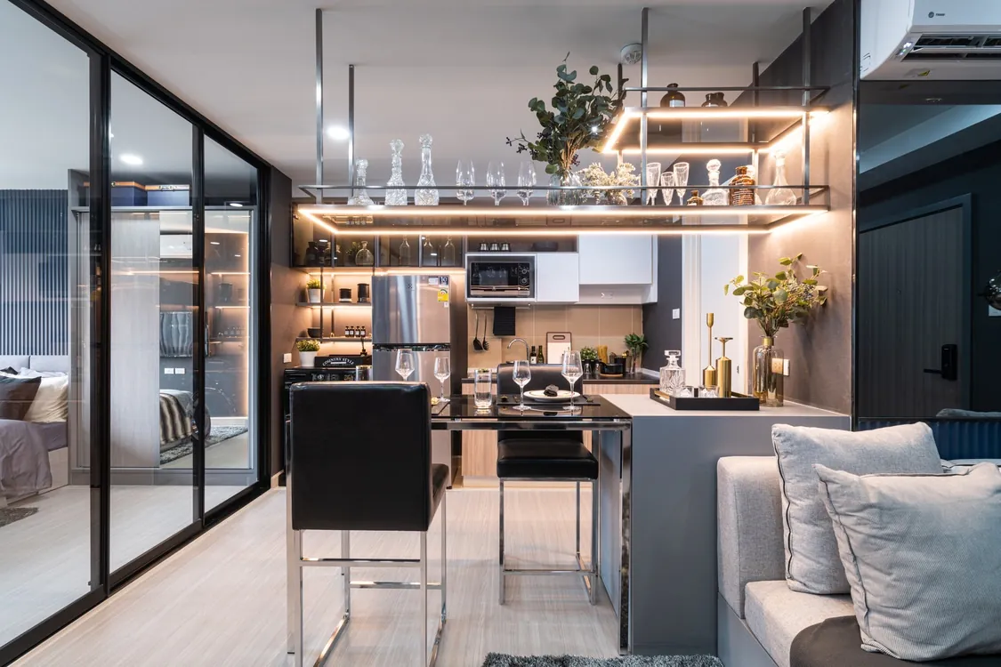 1+1 Room show unit