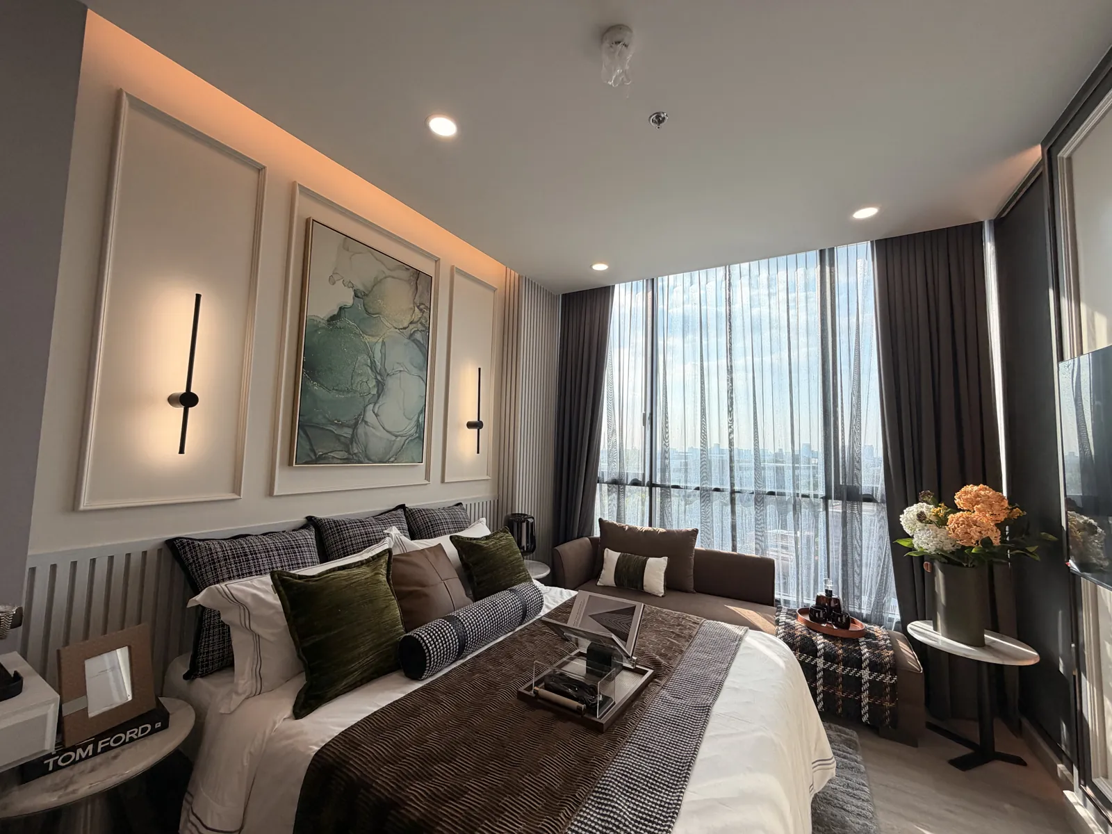 1 Bedroom show unit
