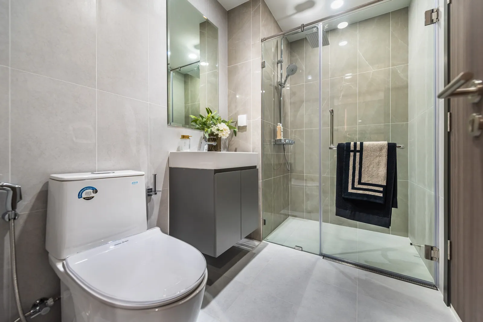 2 Bedroom show unit