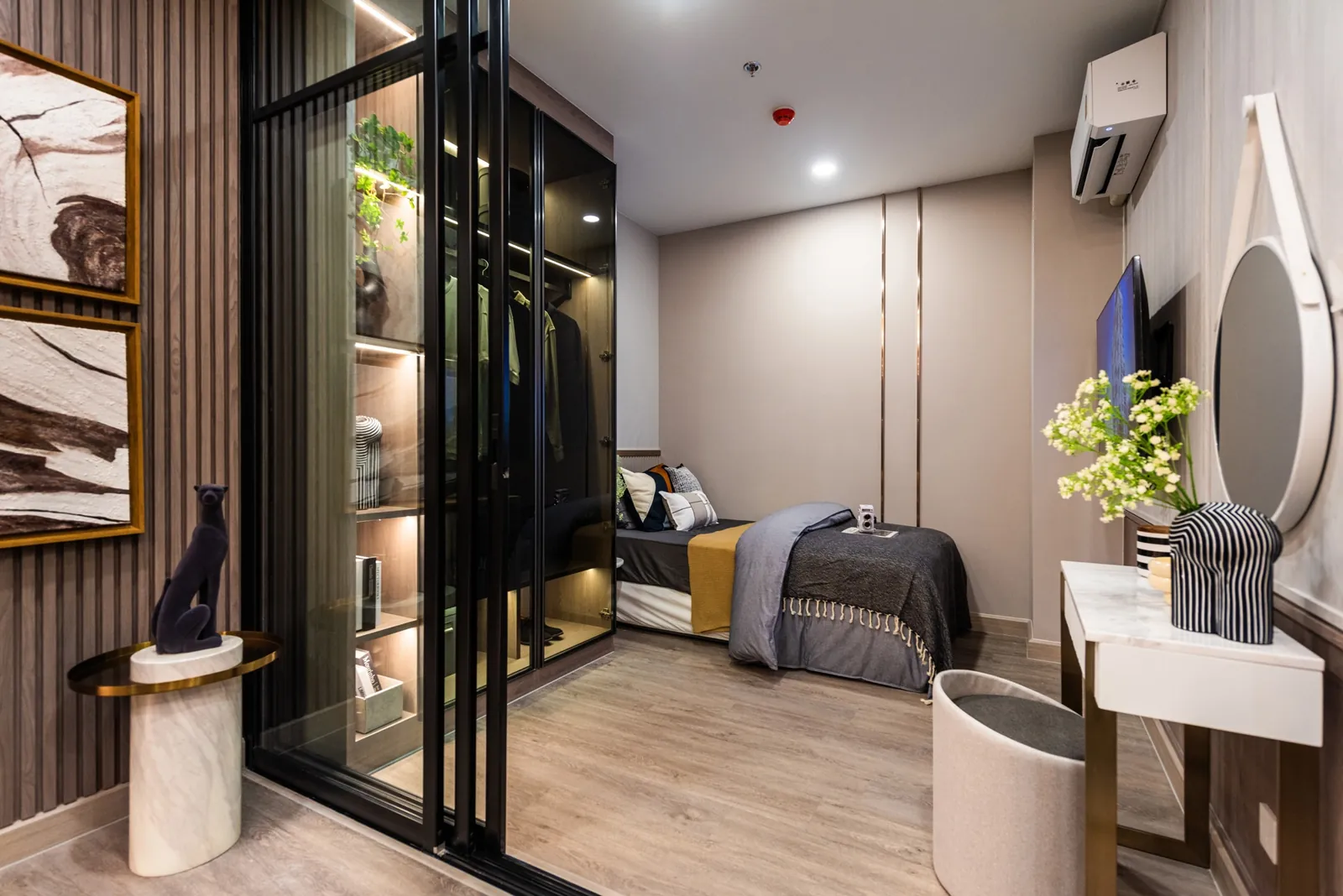 2 Bedroom show unit