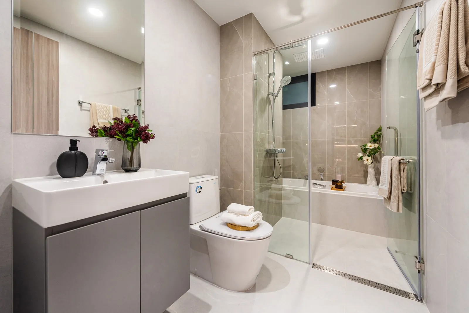 3 Bedroom show unit