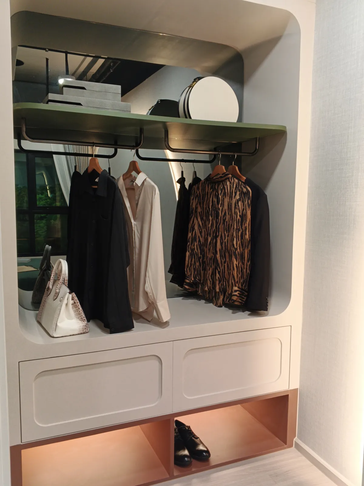 1 Bedroom show unit