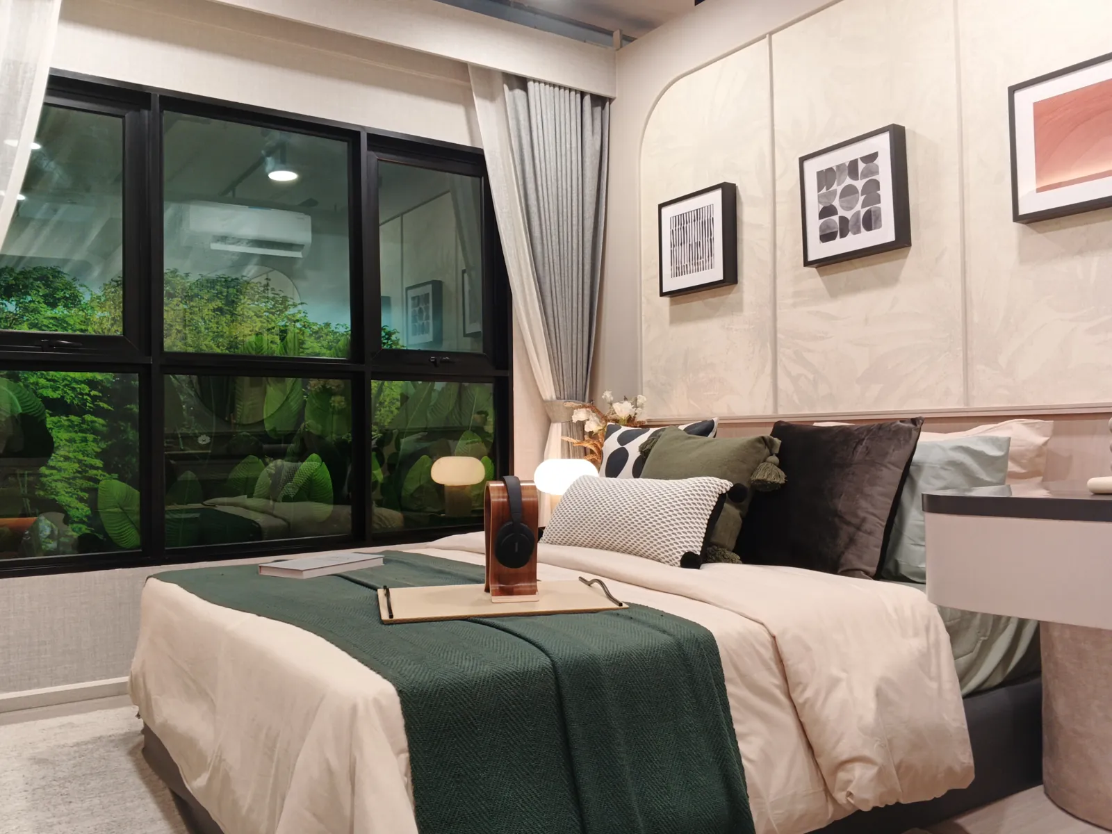 1 Bedroom show unit