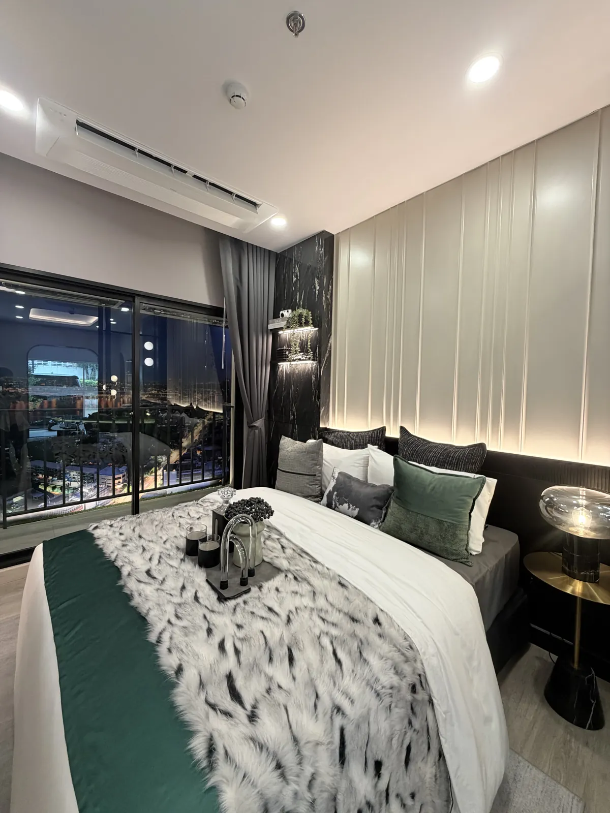 1 Bedroom show unit